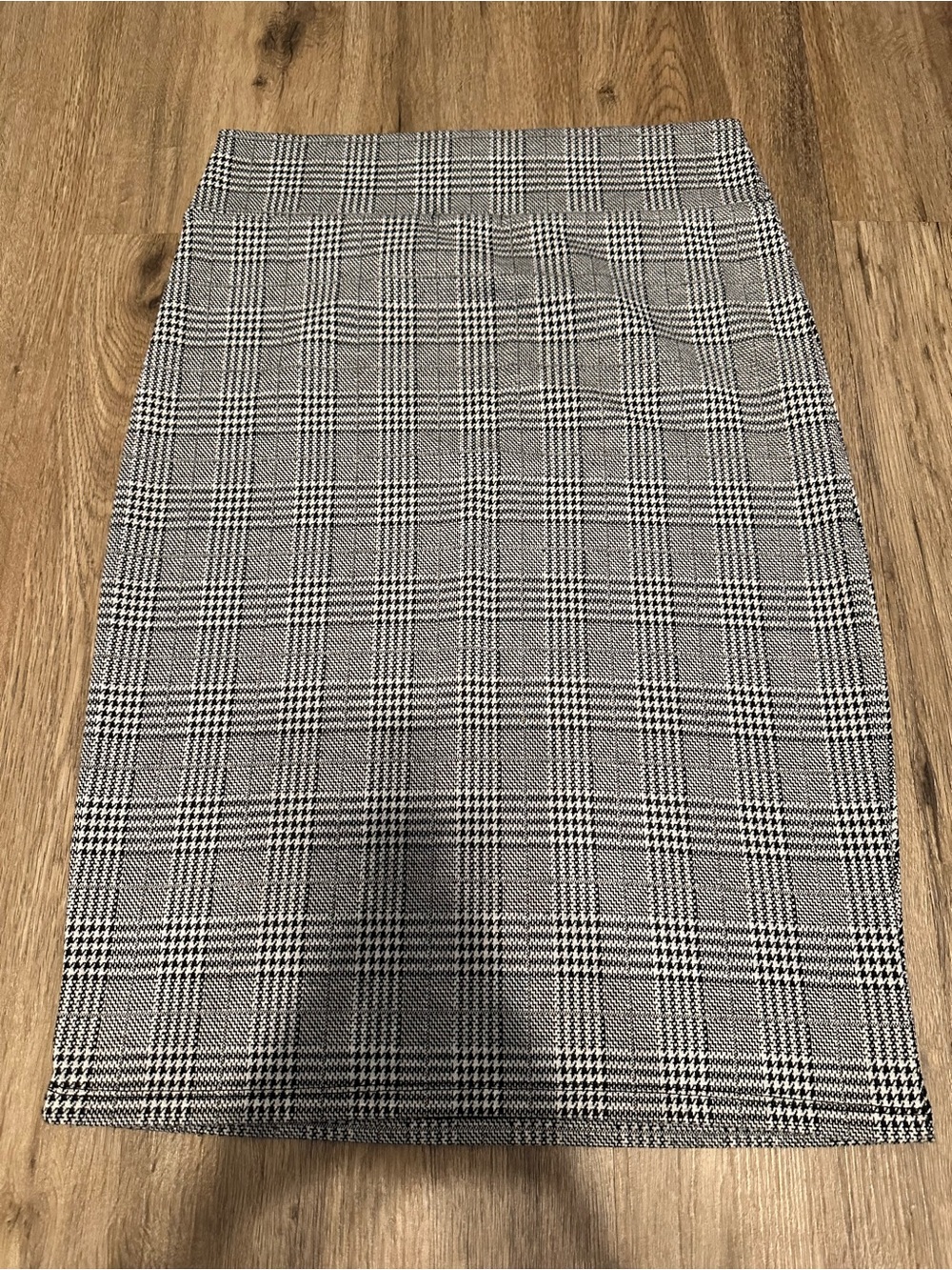 Popular Basics Black and White Plaid Pencil Skirt